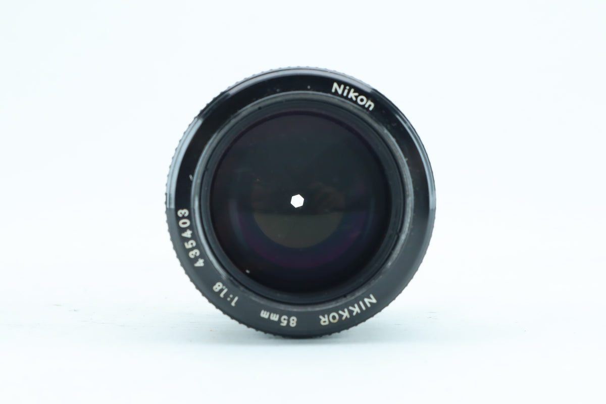 Nikon Nikkor 85mm f/1.8