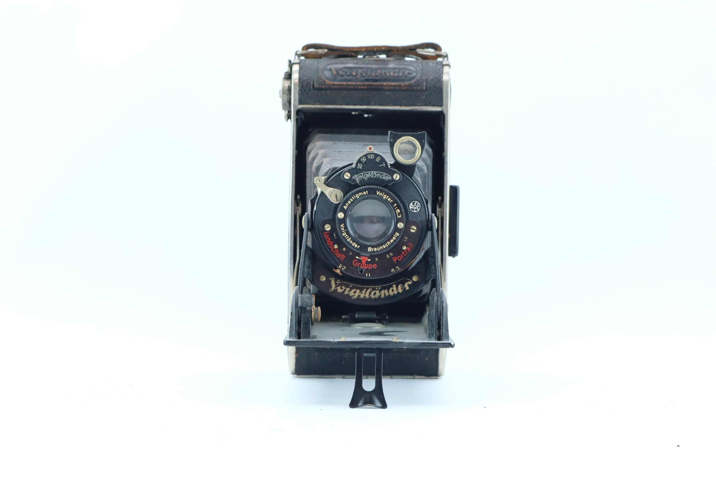 Voigtländer Folding Camera with Voigtar Anastigmat 1:6.3 – Hard to