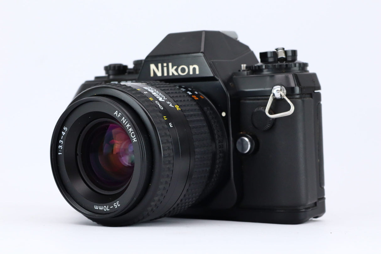 Nikon F-301 | 35-70mm 1:3.3-4.5
