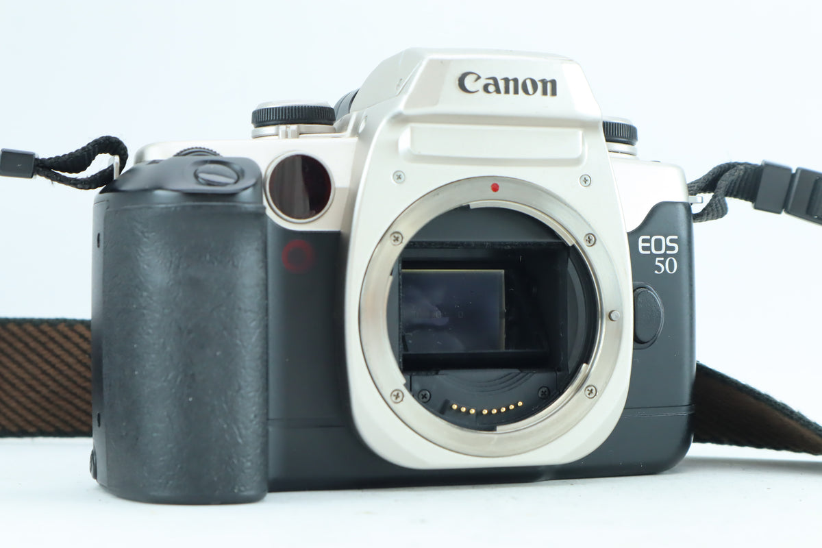 Canon EOS 50 35mm SLR