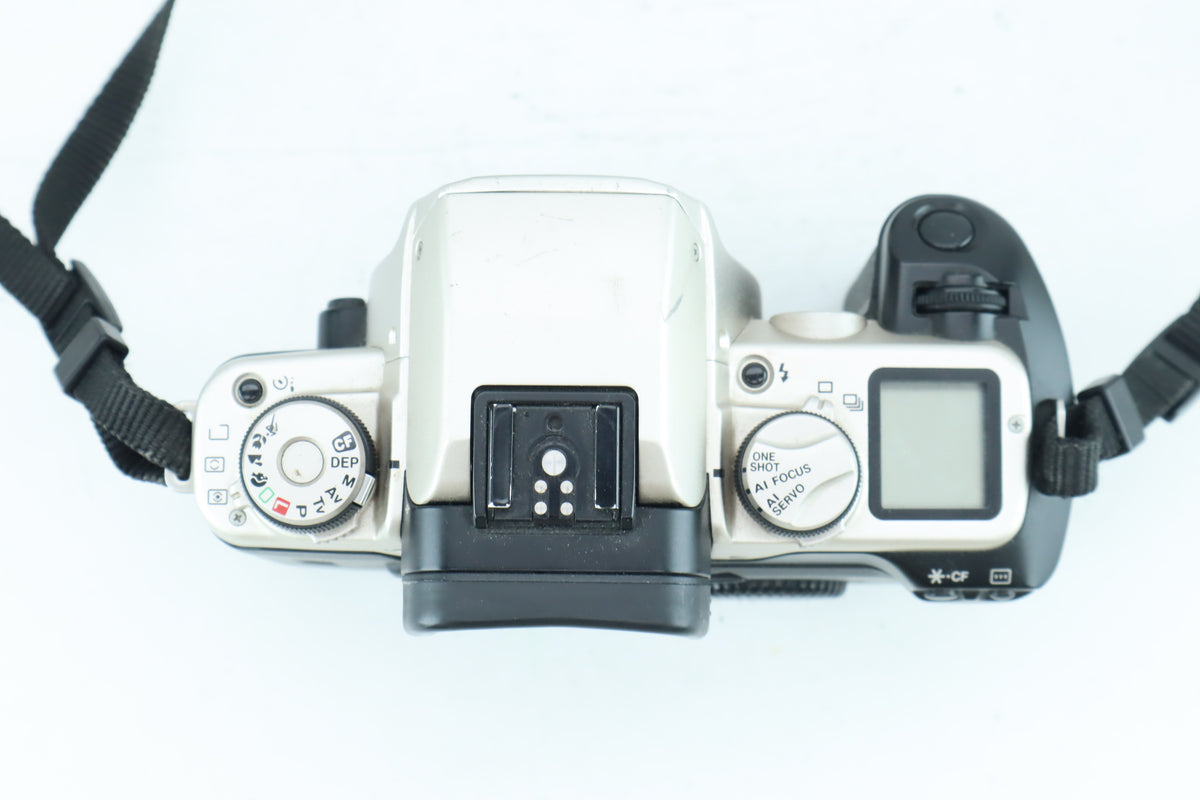Canon EOS 50 35mm SLR
