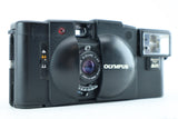 Olympus XA2 with D.Zuiko 3,5/35mm and Electronic Flash A11