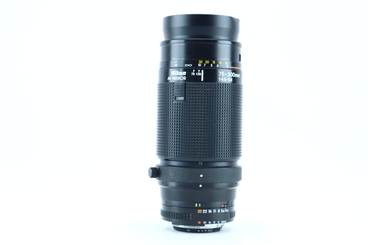 Nikon AF Nikkor 75–300mm f/4.5–5.6