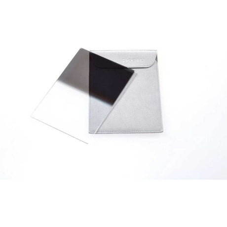 Benro Master Glass Filter 100x150mm Hard-Edged GND8 (0.9) - image 4 of 4