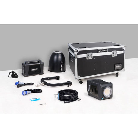 Nanlux Evoke 2400B Bi-Colour Spot Light w/ Reflector 45° In Flight Case - image 2 of 2