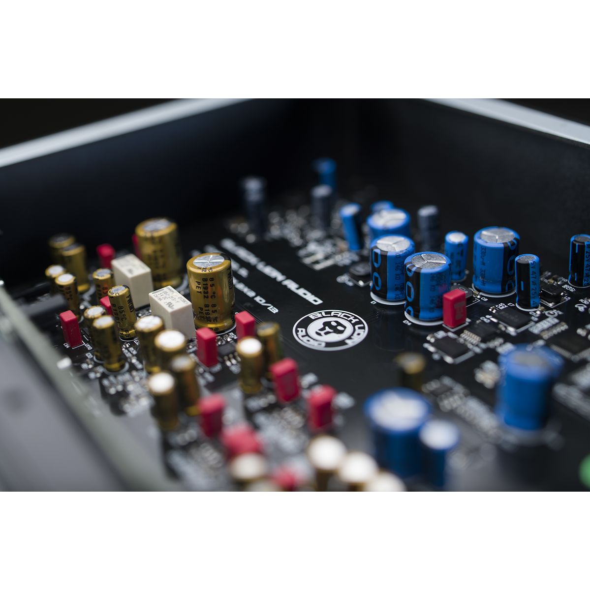 Black Lion Audio Revolution 2x2 - image 5 of 5