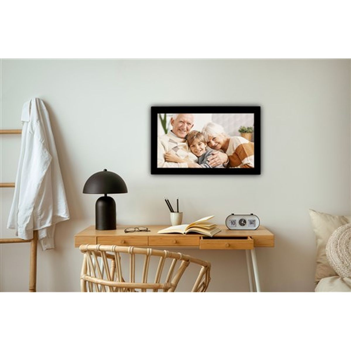 Rollei Frameo WiFi 21 inch Digital Photo Frame