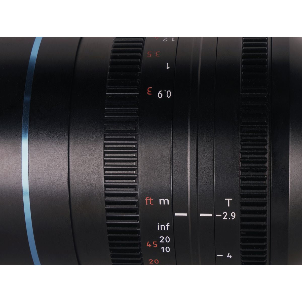 Sirui 135mm T2.9 1.8X FullFrame Anamorphic (Z Mount) - image 5 of 5
