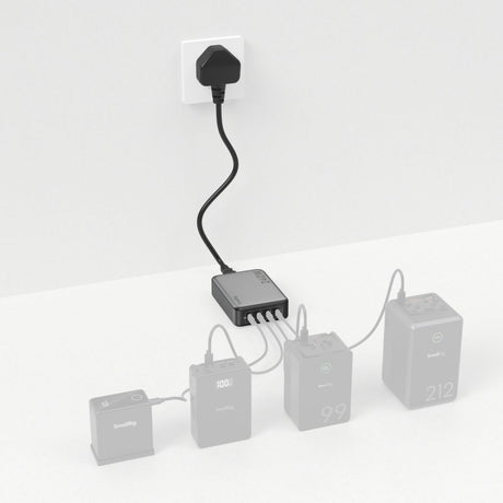 SmallRig SR4753 240W 4-Port PD Power Adapter UK Standard 4753 - image 3 of 5