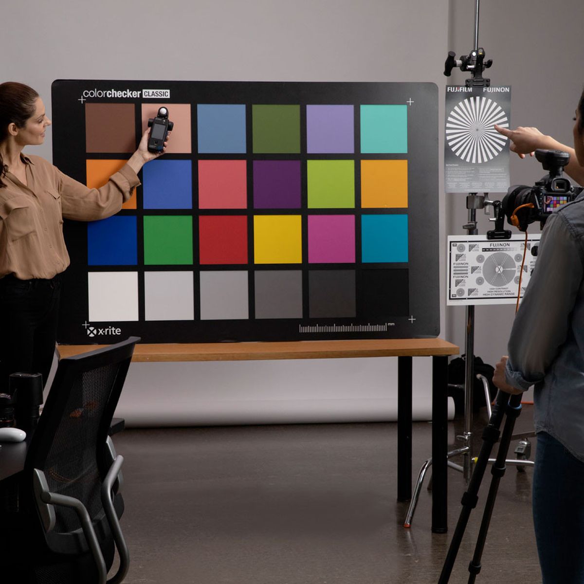 X-Rite ColorChecker Classic Mega - image 4 of 4